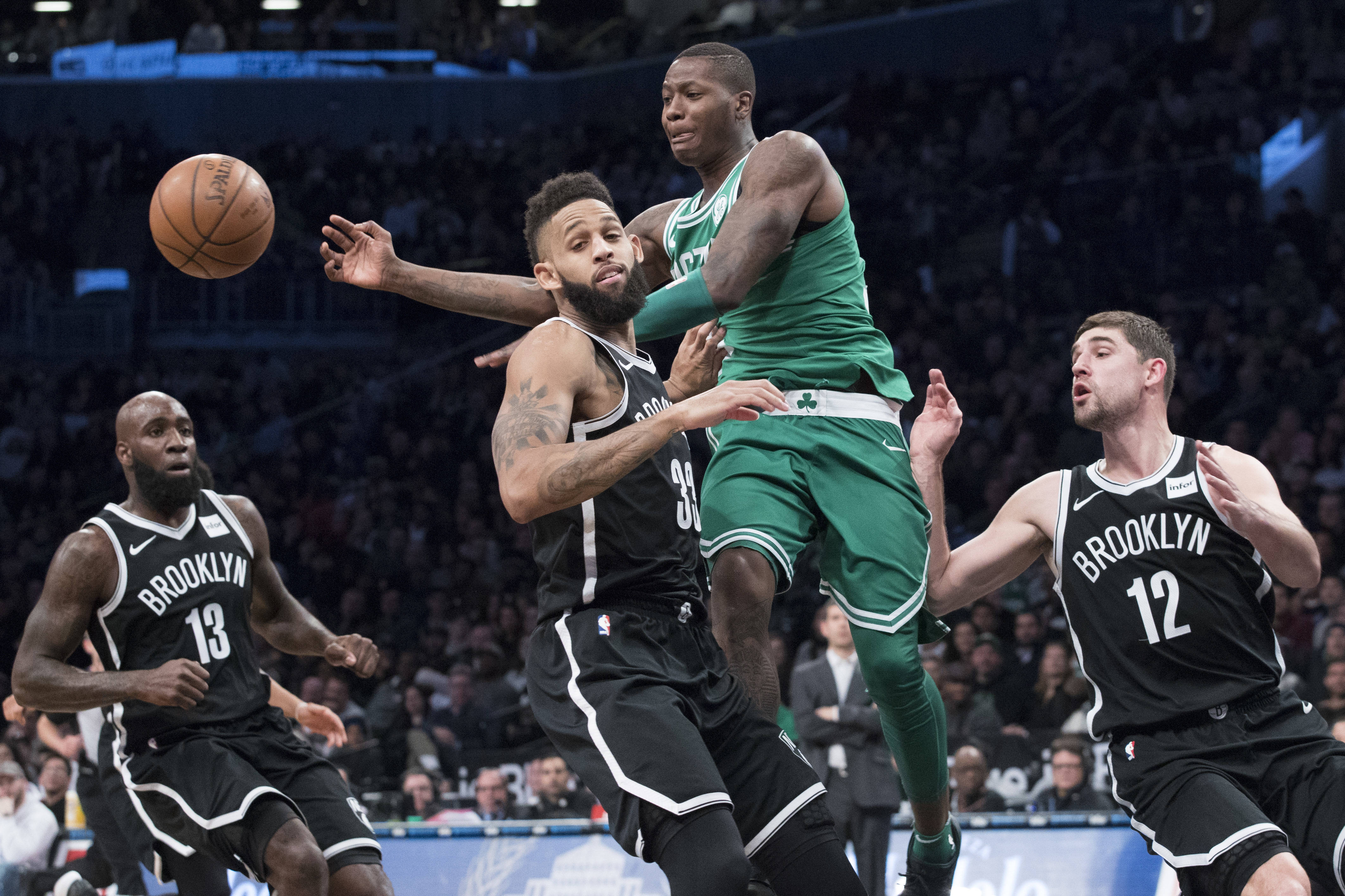 篮网前途光明！，塔图姆新星领先优势明显表现突出观众掌声雷动的简单介绍-爱游戏导航中心