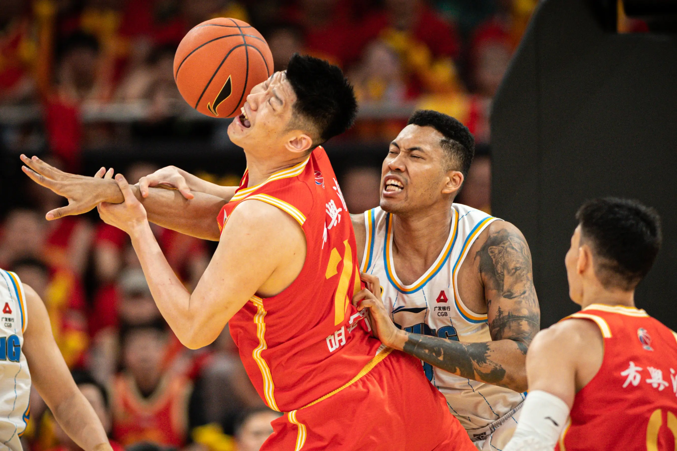 赛后体能课后；塞维利亚豪取连胜备战NBA常规赛；信心回归；资深球员宣示担当的简单介绍-爱游戏首页入口